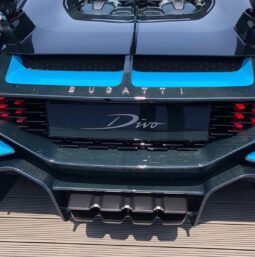 Bugatti Divo full