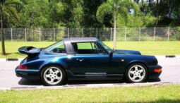 Porsche 911 Carrera 4 Targa full