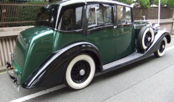 Rolls-Royce Phantom III Alligator-head V12 full