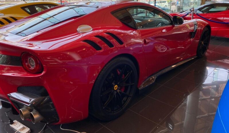 Ferrari F12 TDF full