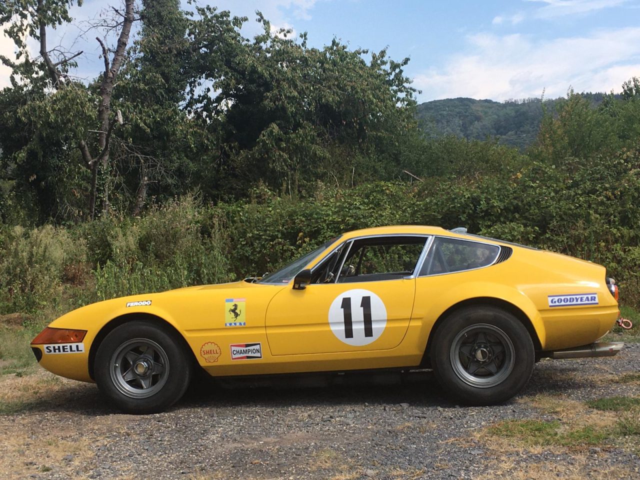 フェラーリ 365 デイトナ Gtb4 コンペティツィオーネ レプリカ 有限会社ティーピーイー Tpe Ltd フェラーリ 365 デイトナ Gtb4 コンペティツィオーネ レプリカ 有限会社ティーピーイー Tpe Ltd