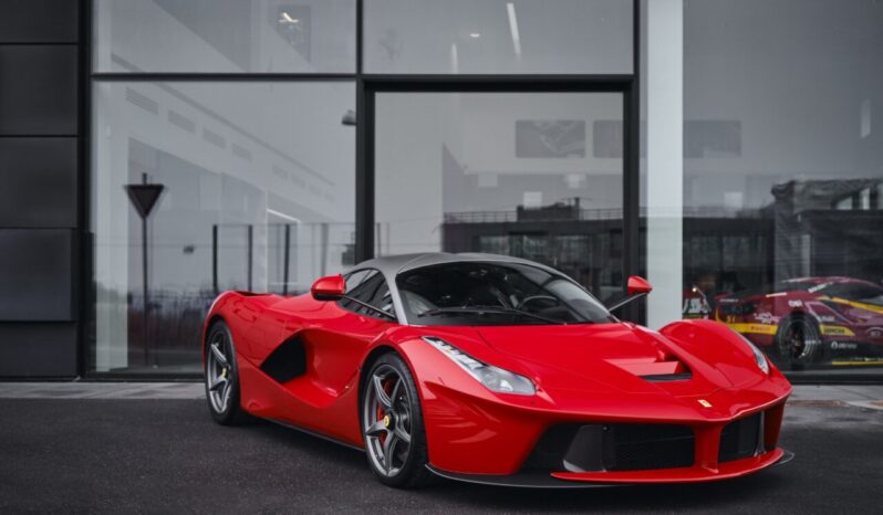 Ferrari LaFerrari full