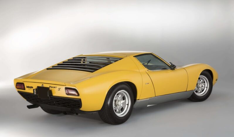 Lamborghini Miura P400 full