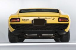 Lamborghini Miura P400 full