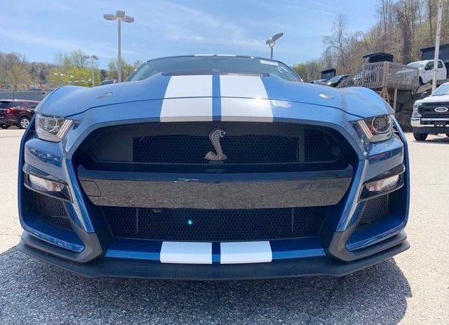 Ford Mustang Shelby GT500 full