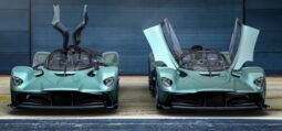 Aston Martin Valkyrie Spider full