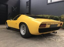 Lamborghini Miura P400 full