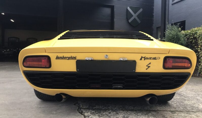 Lamborghini Miura P400 full