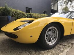 Lamborghini Miura P400 full