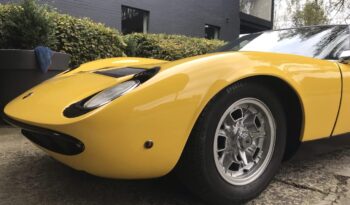 Lamborghini Miura P400 full