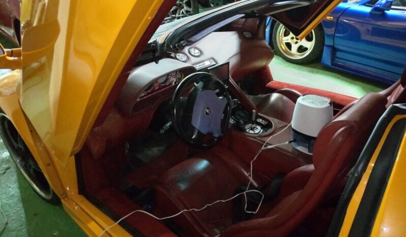 Lamborghini Diablo Roadster full