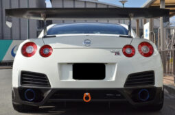 Nissan GT-R STD full