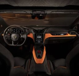 Lamborghini Revuelto full