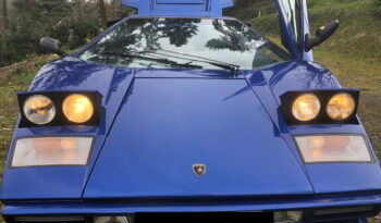 Lamborghini Countach LP400S full