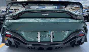 Aston Martin V12 Vantage Roadster full