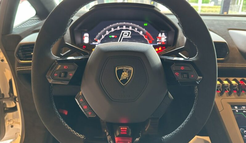 Lamborghini Huracán STO full