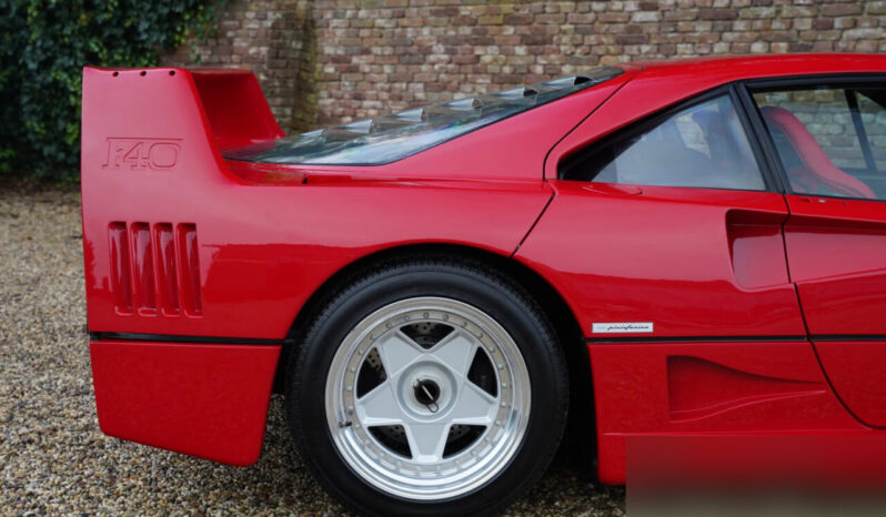 フェラーリ F40 full