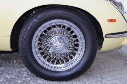Jaguar E-Type Series 3 Roadster full