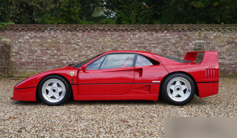 フェラーリ F40 full