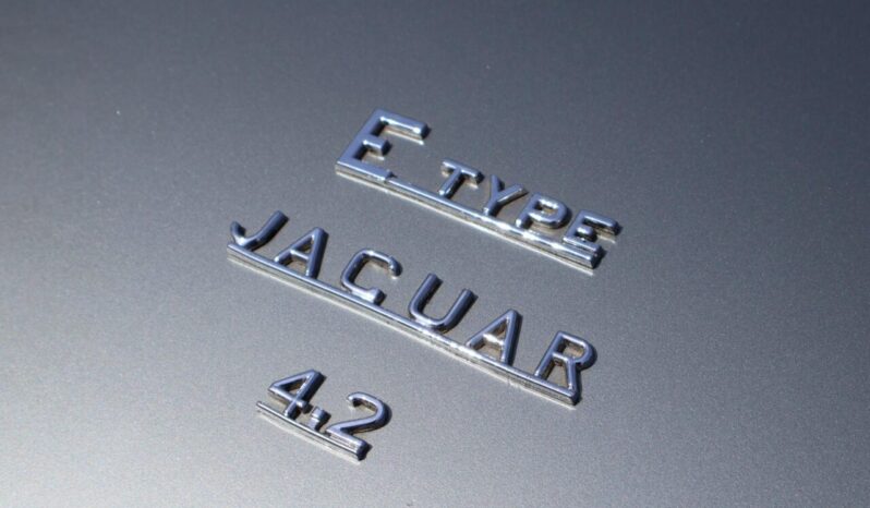 Jaguar E-Type Series 1 / 4.2 Roadster full