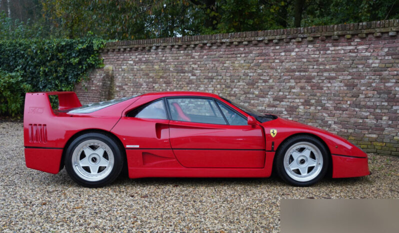 フェラーリ F40 full