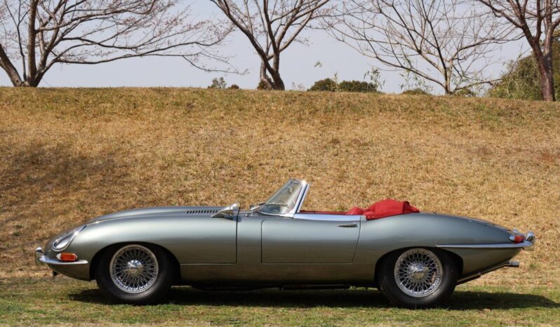 Jaguar E-Type Series 1 / 4.2 Roadster full