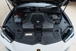 Lamborghini Urus full