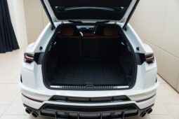 Lamborghini Urus full