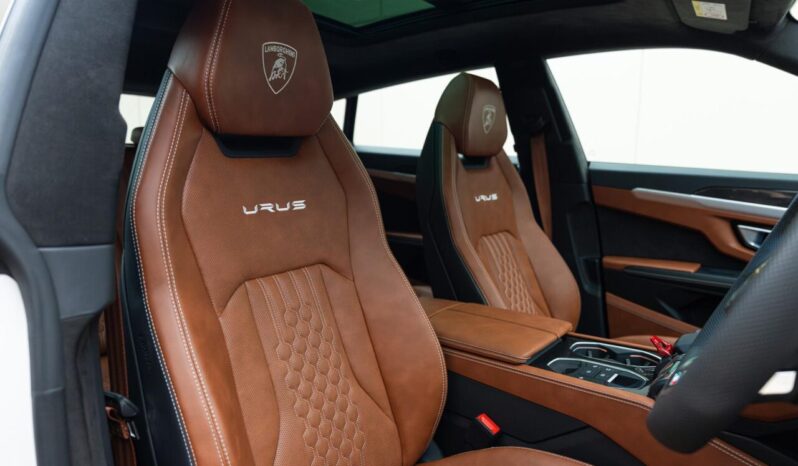 Lamborghini Urus full