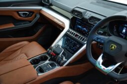 Lamborghini Urus full