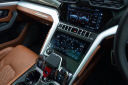 Lamborghini Urus full